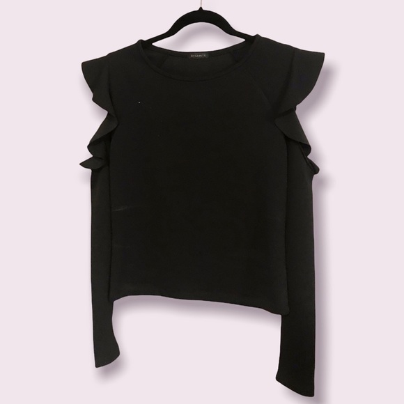 🌟SALE 2/$10.00‼️ DYNAMITE women’s Black Shirt / Cut out sleeves /ruffles size M - Picture 3 of 6